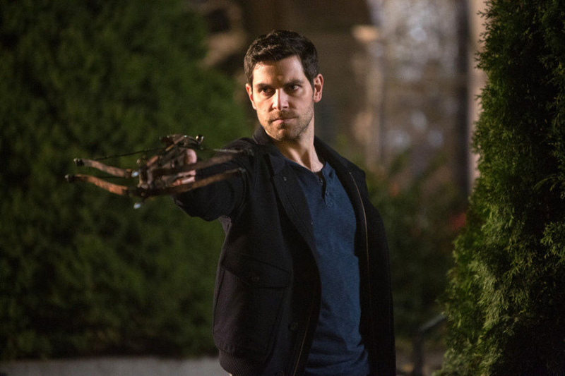 Illustration for article titled An Overly Convoluted Con Turns To Murder on Grimm: Double Date